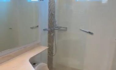 CASA EN ARRIENDO EN LA CASTELLANA
