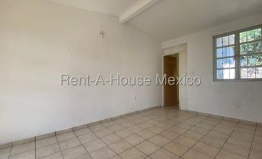 Casa a pie de calle de 1 recámara - Peñuelas, VENTA