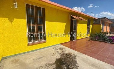 Casa a pie de calle de 1 recámara - Peñuelas, VENTA