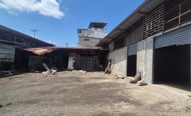 Terreno con Bodegas y Oficina en Alquiler en Urbanor, Norte de Guayaquil