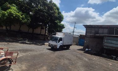 Terreno con Bodegas y Oficina en Alquiler en Urbanor, Norte de Guayaquil