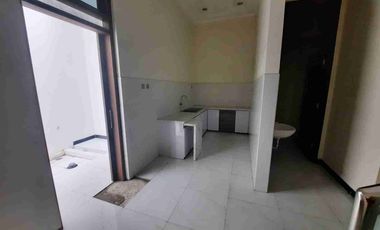 rumah cantik modern minimalis siap huni sumber sari lokasi strategis