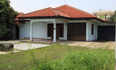 Dijual Tanah dan Rumah di jalan raya bogor siap bangun harga di bawah NJOP