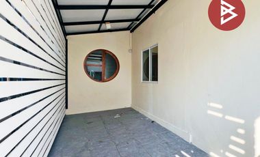 ขายบ้านแฝด หมู่บ้านเอื้ออาทรลาดใหญ่ สมุทรสงคราม พร้อมเข้าอยู่