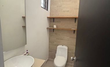 Casa en Venta Zona Cumbres del Sol Cerrada Cumbre Bilbao, Monterrey, N.L.