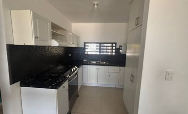 Casa en Venta Zona Cumbres del Sol Cerrada Cumbre Bilbao, Monterrey, N.L.