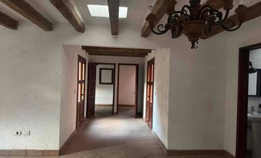 Casa en renta 2 recámaras  estilo hacienda cerca Chipilo, Puebla.