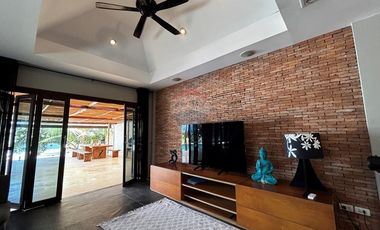 Rent Your Dream Beachfront Villa in Koh Samui Paradise