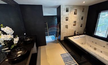 Rent Your Dream Beachfront Villa in Koh Samui Paradise