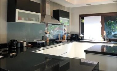 Rent Your Dream Beachfront Villa in Koh Samui Paradise