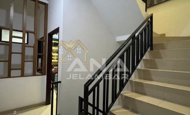 ANA RUMAH UK 4.65X16M DI KOMPLEK KAVLING POLRI JELAMBAR