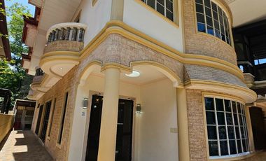 📌 ₱75K Only! Spacious Luxury Home in Woodridge Park Maa – 7+ Bedrooms with Basement!