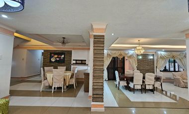 📌 ₱75K Only! Spacious Luxury Home in Woodridge Park Maa – 7+ Bedrooms with Basement!