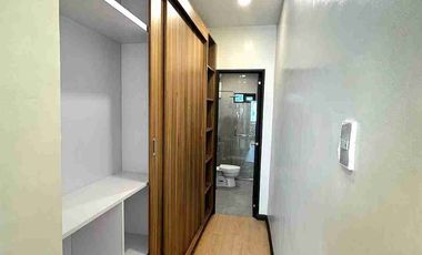3 Storey 3 Bedroom Townhouse with 1 Car Garage For Rent at Estrada San Andres Bukid Manila city