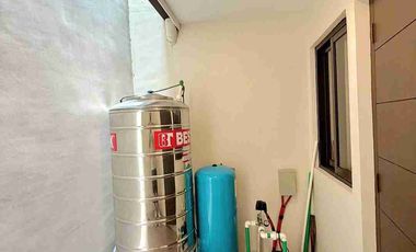 3 Storey 3 Bedroom Townhouse with 1 Car Garage For Rent at Estrada San Andres Bukid Manila city