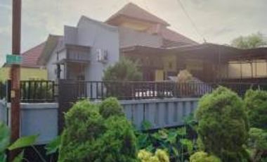 Modern Tropical High Ceiling Dijual Cepat Rumah Hook Bukit Barisan, Dekat Mall SKA & RS Awal Bros Sudirman Pekanbaru, Pasar Arengka, Sekolah Dharma Lo