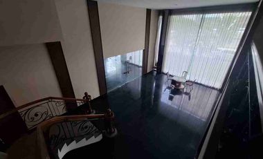 Dijual Hotel  di Jl Jaksa Agung Suprapto Surabaya