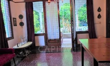 RUMAH HERITAGE KLASIK LUAS SAYAP RIAU SHM COCOK UNTUK USAHA NYAMAN UNTUK RUMAH TINGGAL