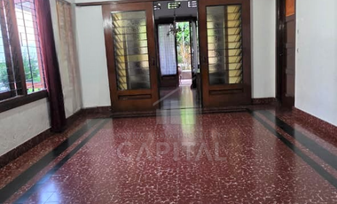 RUMAH HERITAGE KLASIK LUAS SAYAP RIAU SHM COCOK UNTUK USAHA NYAMAN UNTUK RUMAH TINGGAL