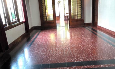 RUMAH HERITAGE KLASIK LUAS SAYAP RIAU SHM COCOK UNTUK USAHA NYAMAN UNTUK RUMAH TINGGAL