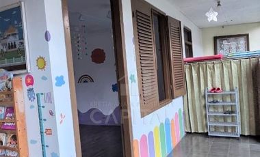 RUMAH HERITAGE KLASIK LUAS SAYAP RIAU SHM COCOK UNTUK USAHA NYAMAN UNTUK RUMAH TINGGAL