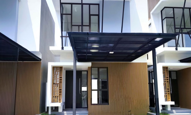 Rumah 2lt 6x17 102m 2KT Cluster Mahakam JGC Jakarta Carden City
