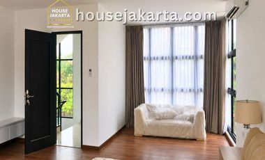 Disewakan Rumah Kemang Fully Furnished + Swimming Poo