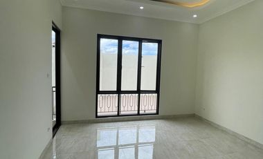 JUAL CEPAT RUMAH BARU DEKAT ATERI JALAN PANJANG KEBON JERUK JAKBAR