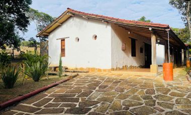 ALQUILER LARGA ESTANCA CASA CAMPESTRE EN BARICHARA