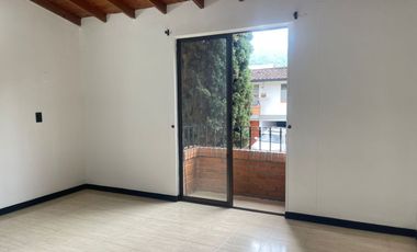 Casa en Arriendo en Prados de, Sabaneta Antioquia