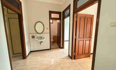 Dijual/Sewa Cepat Rumah Villa Bukit Mas