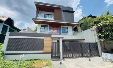 8 Bedrooms House and Lot for Sale in Filinvest 2 Subdivision, Quezon City