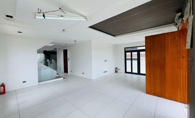 8 Bedrooms House and Lot for Sale in Filinvest 2 Subdivision, Quezon City
