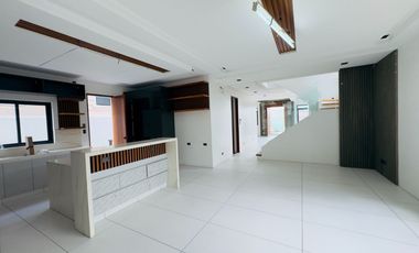 8 Bedrooms House and Lot for Sale in Filinvest 2 Subdivision, Quezon City