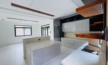 8 Bedrooms House and Lot for Sale in Filinvest 2 Subdivision, Quezon City