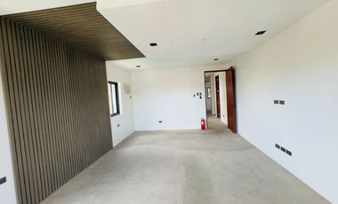 8 Bedrooms House and Lot for Sale in Filinvest 2 Subdivision, Quezon City