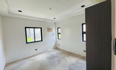 8 Bedrooms House and Lot for Sale in Filinvest 2 Subdivision, Quezon City