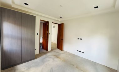 8 Bedrooms House and Lot for Sale in Filinvest 2 Subdivision, Quezon City