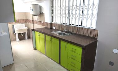 ALQUILO DPTO 03 HAB, 2DO PISO,  ZONA SAGITARIO, SURCO