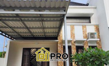 Disewakan Rumah Cantik 1,5 lantai siap huni 5 menit LRT HARJAMUKTI Cibubur