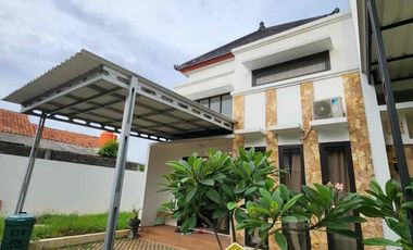 Disewakan Rumah Cantik 1,5 lantai siap huni 5 menit LRT HARJAMUKTI Cibubur