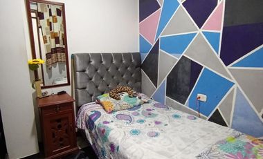 SE VENDE CASA EN ESTORAQUES