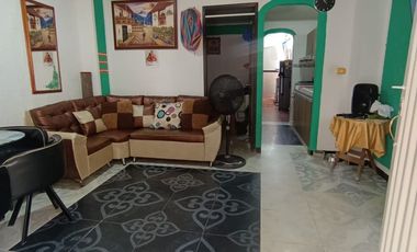 SE VENDE CASA EN ESTORAQUES