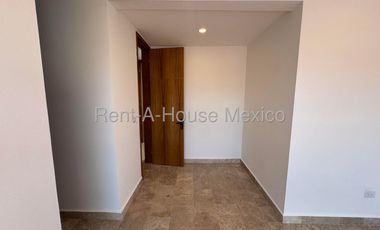Venta Casa Nueva en Altozano 3 Recamaras 3 Baños Amplios Espacios Sala TV