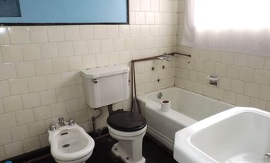 CASA CENTRAL 3 SUR, 1 Y 2 PONIENTE - TALCA