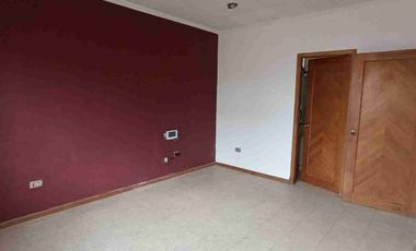 Casa de venta en Urdesa Central de 5 dormitorios - Guayaquil Ecuador