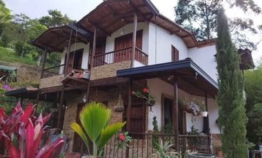VENTA CASA CAMPESTRE CALDAS