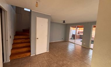 CASA EN VENTA CONDOMIIO ALTO LAGUNA DE CURAUMA, VALPARAÍSO