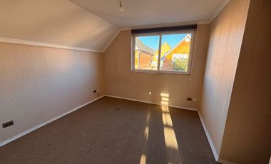 CASA EN VENTA CONDOMIIO ALTO LAGUNA DE CURAUMA, VALPARAÍSO