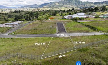 En venta terreno ubicado en el Plateado junto al mercado Puerto Seco
